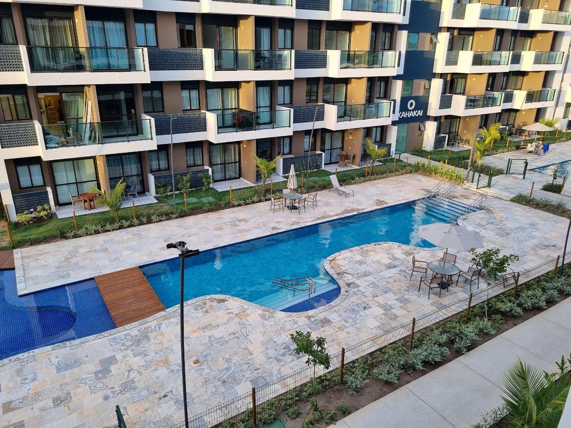 Flat Em Muro Alto - - Makia C101 - By Anfitriao