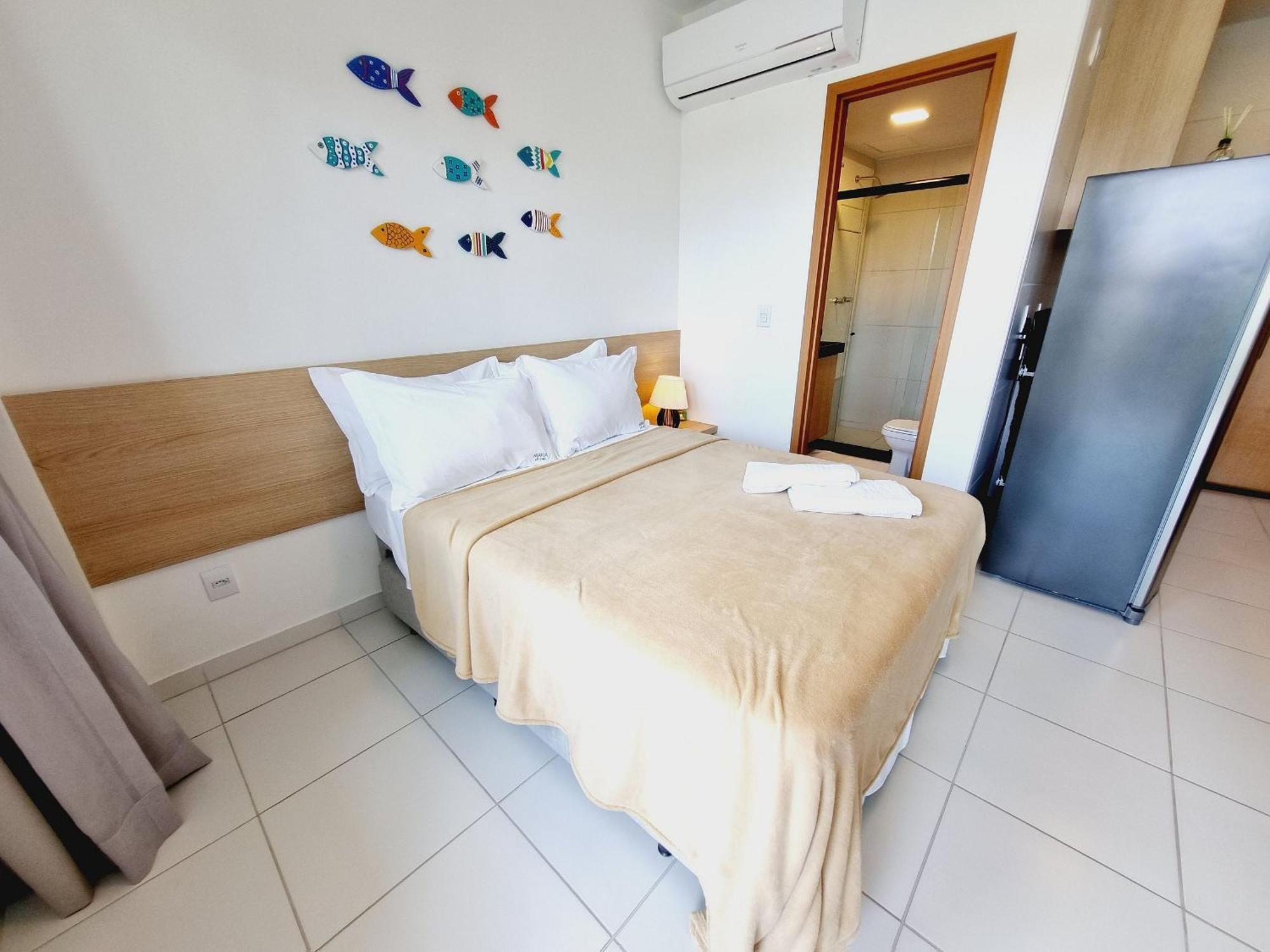 Flat Em Muro Alto - - Makia C101 - By Anfitriao *